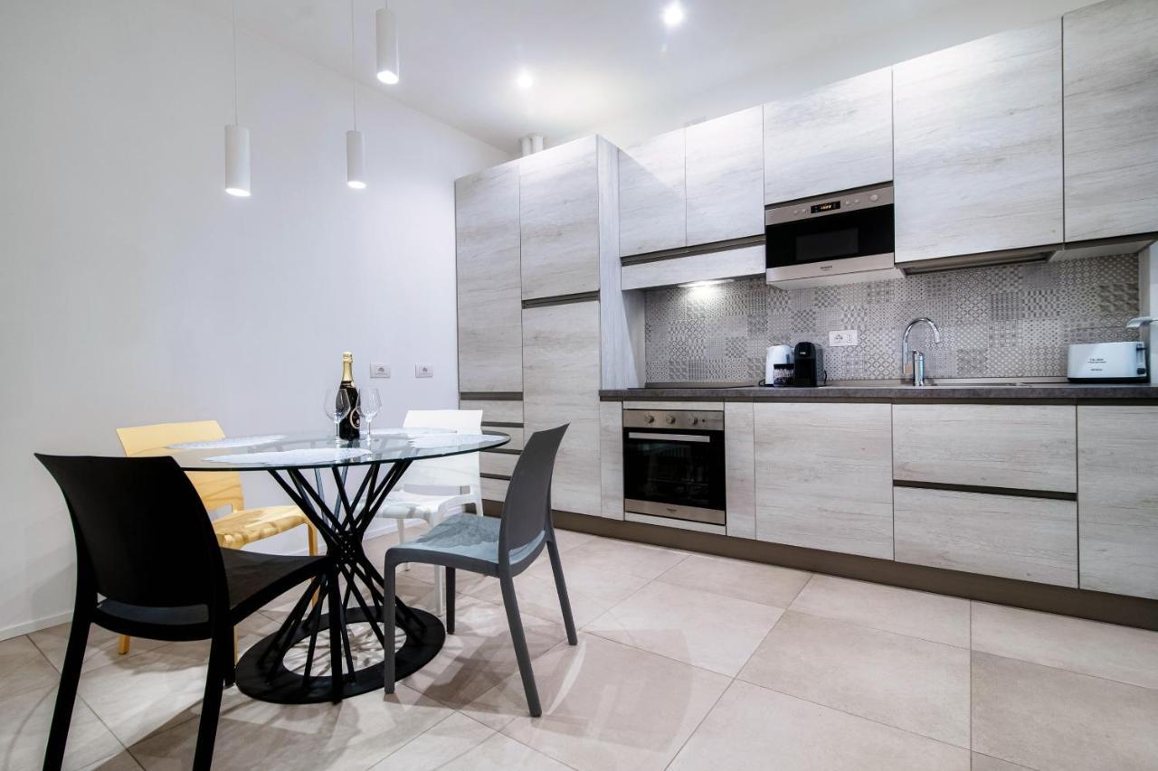 Diaz 67 Life'S Loft - The House Of Travelers Apartment Como Luaran gambar