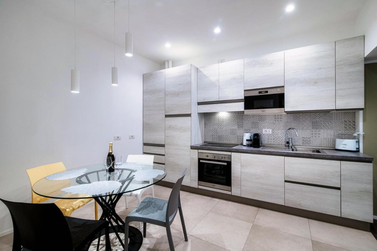 Diaz 67 Life'S Loft - The House Of Travelers Apartment Como Luaran gambar