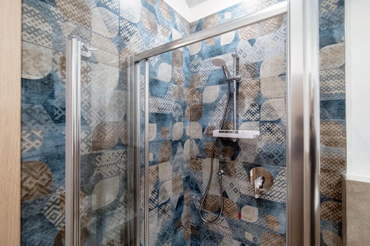 Diaz 67 Life'S Loft - The House Of Travelers Apartment Como Luaran gambar